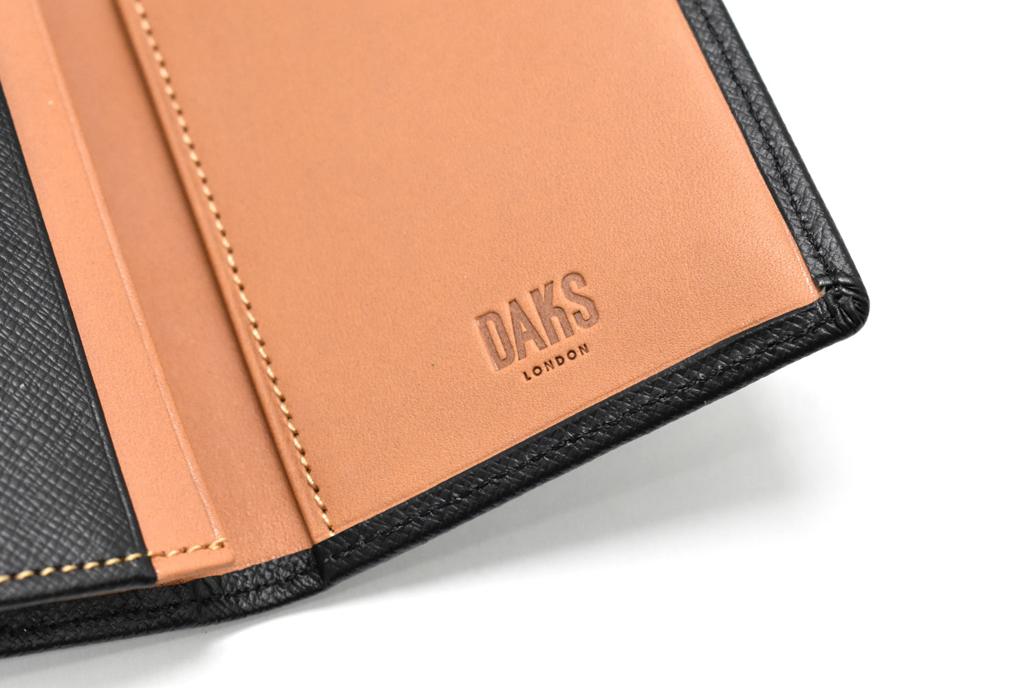 Luster（ラスター） 名刺入れ  「DAKSダックス」　DP35310 商品特徴