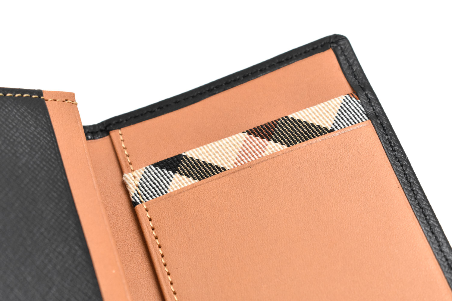 Luster（ラスター） 名刺入れ  「DAKSダックス」　DP35310 商品特徴