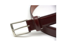 ベルト 30mm幅 ピン式 「プレリーギンザ」 NB13770　ワイン　特徴