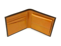 Stone（ストーン）　二つ折り財布　 「プレリートラディショナルファクトリー」　NPH2116　チョコ　内作り