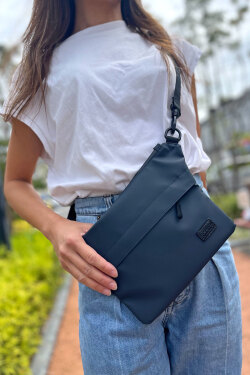 ACTIVE(アクティブ) 防水&耐久&軽量 スリムフィットサコッシュ 「プレリー1957」 NP00710 イメージ画像