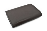 Glove high soft leather（グローブハイソフトレザー） 三つ折り財布（小銭入れあり）　「プレリーギンザ」　NPM4213　チョコ　裏面