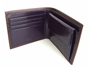 Victoria（ヴィクトリア）　二つ折り財布（小銭入れあり）　「プレリーギンザ」　NPT5118　ダークブラウン　内作り